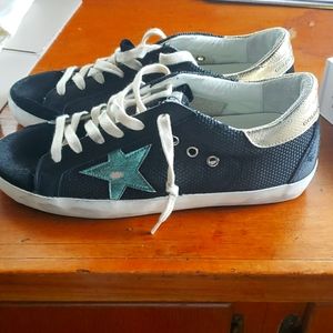 Golden Goose Super -Star Classics Women's Shoes